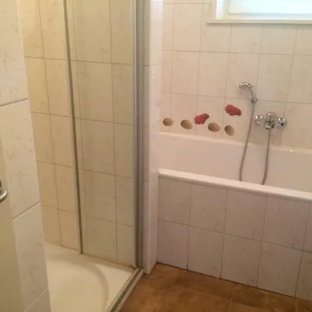 Het Atelier, Ruime Vrijstaande Vakantiewoning 200m2 Voor Maximaal 8 Personen 度假居 *